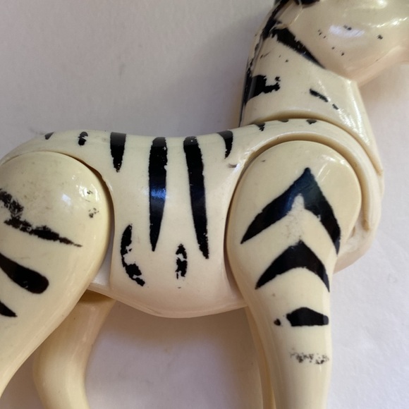 Miniature zebra toy for play set - Picture 7 of 8